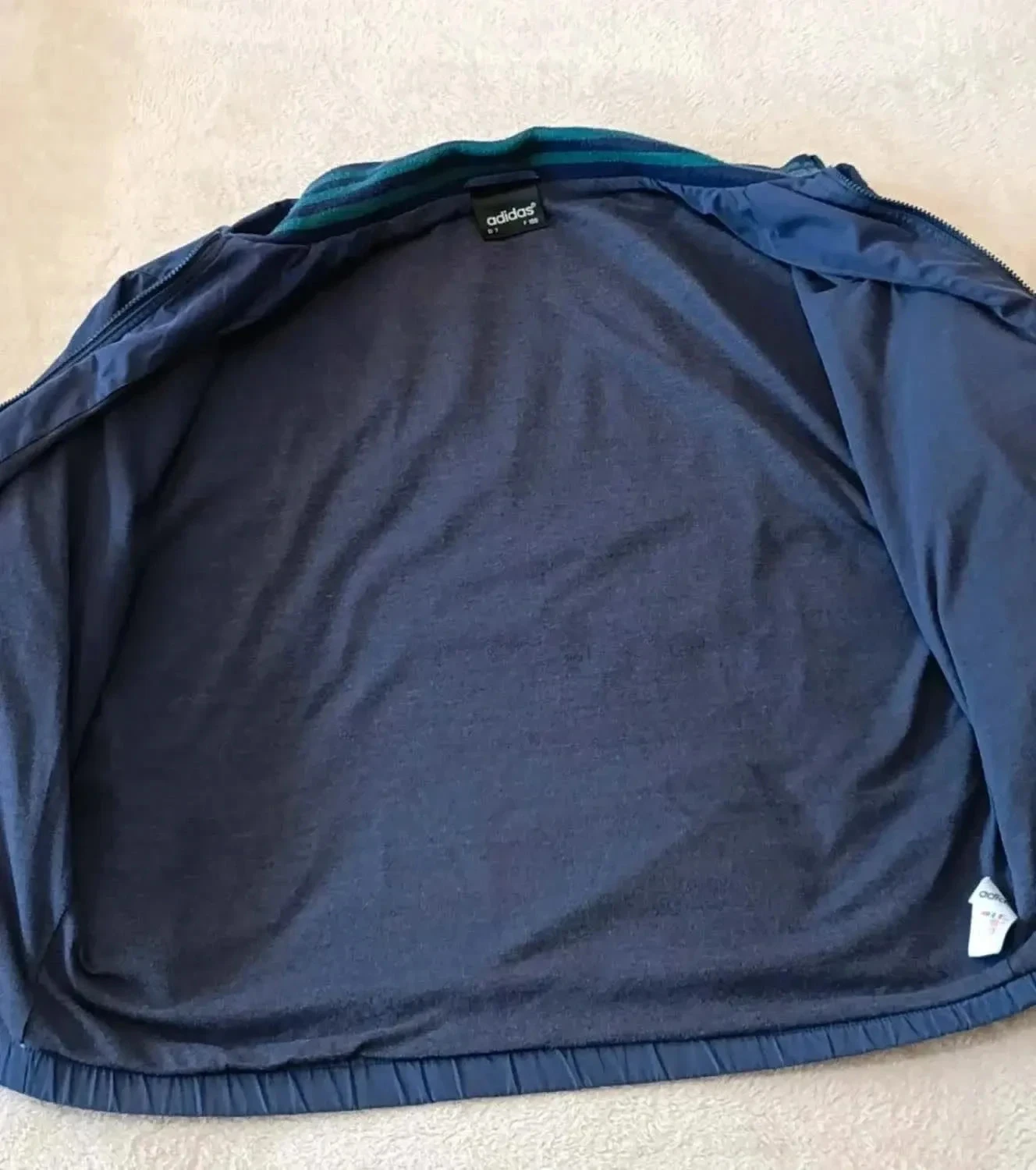 Navy blue Adidas vintage 90s jacket Size D7 F186 (L) – photo 5